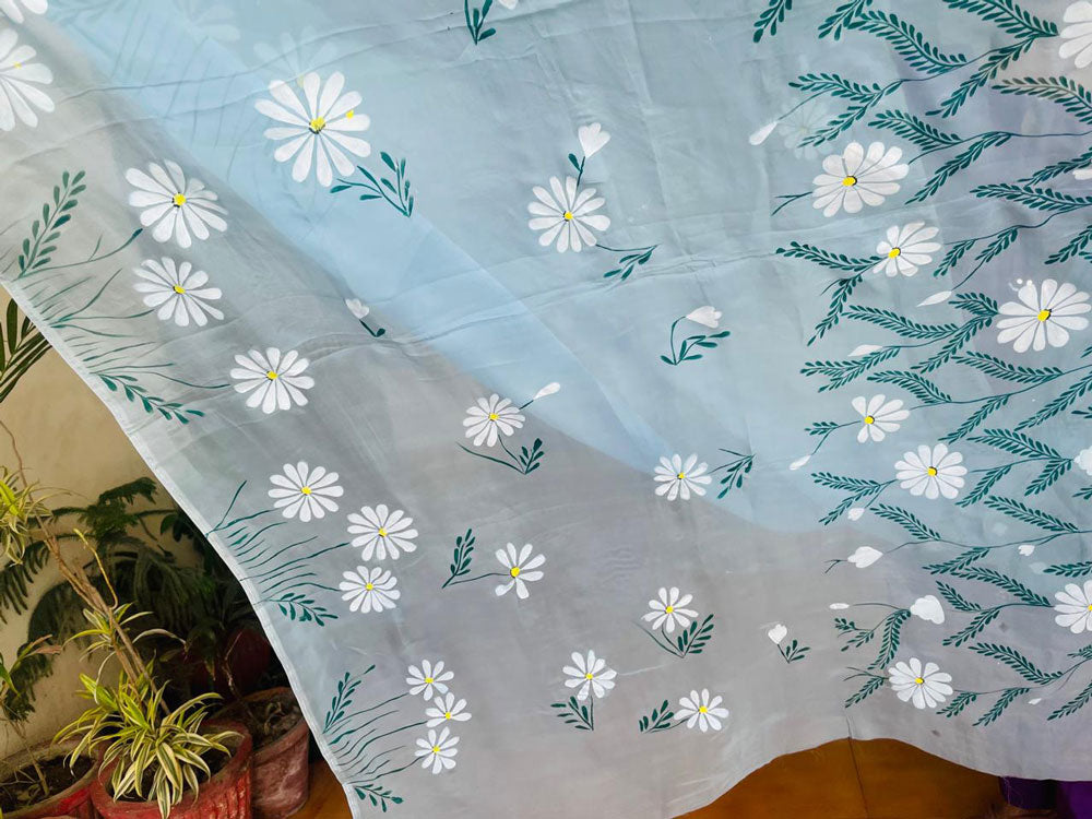 Hanpainted Dola Silk Saree